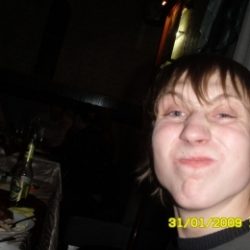 Парень, ищу милую девушку для секса и, возможно, отношений Парень, ищу милую девушку для секса и, возможно, отношений