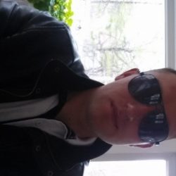 Парень из Петрозаводска, ищу девушку. Хочу секса, и чем больше, тем лучше. Парень из Петрозаводска, ищу девушку. Хочу секса, и чем больше, тем лучше.