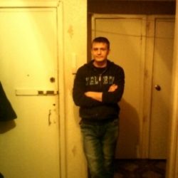 Парень. Ищу зрелую женщину в Петрозаводске Парень. Ищу зрелую женщину в Петрозаводске