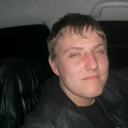 Ищу секс без обязательств на постоянной основе. Высокий симпатичный брюнет ищу двушку в Петрозаводске Ищу секс без обязательств на постоянной основе. Высокий симпатичный брюнет ищу двушку в Петрозаводске