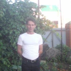 Парень ищет девушку в Петрозаводске для жарких встреч Парень ищет девушку в Петрозаводске для жарких встреч