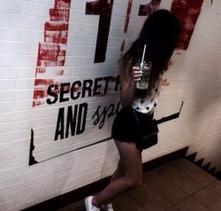 Стройная брюнетка, ищу активного мужчину для секса в Петрозаводске Стройная брюнетка, ищу активного мужчину для секса в Петрозаводске