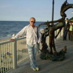 Парень ищет девушку из Петрозаводска для интим встреч! Парень ищет девушку из Петрозаводска для интим встреч!